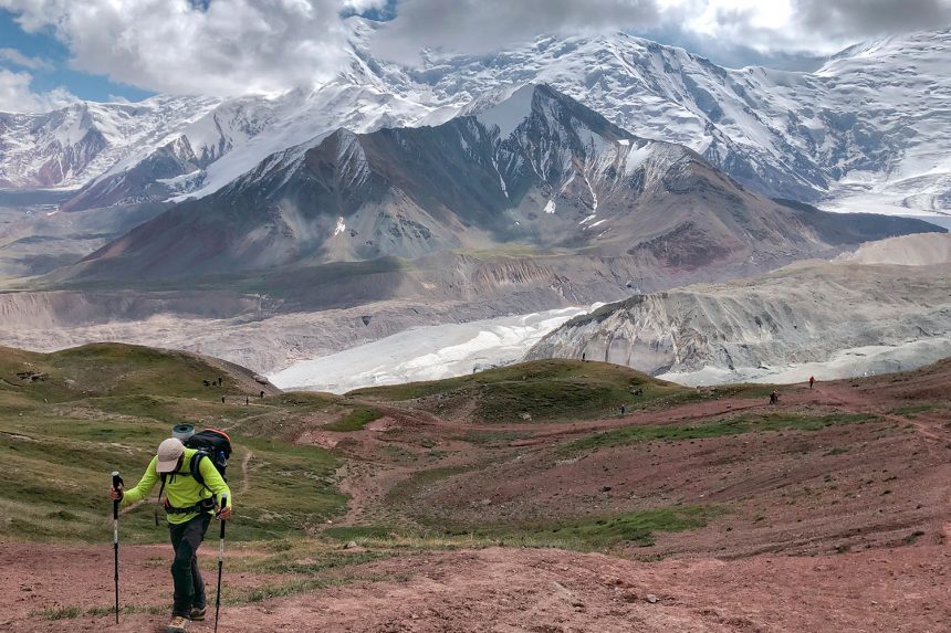 lenin_peak_base_camp_hike