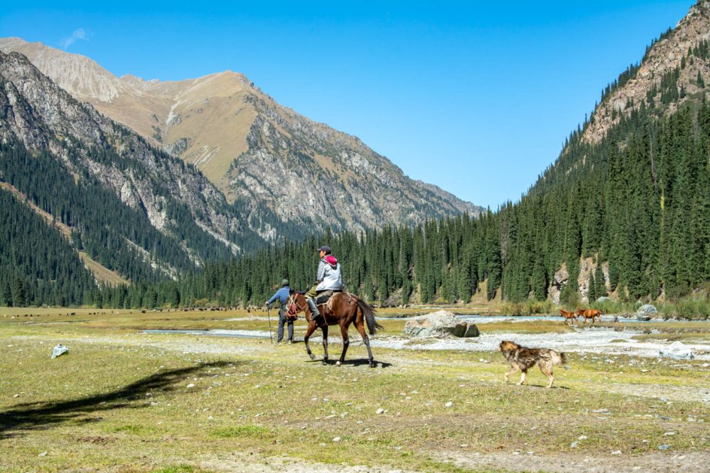 karakol-valley-shepherd-alakul-lake-tian-shan