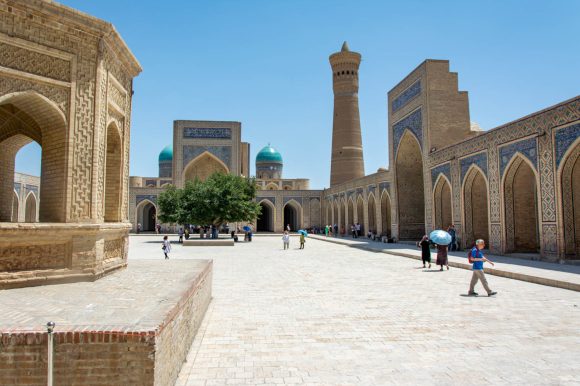 Silk Road Tours 