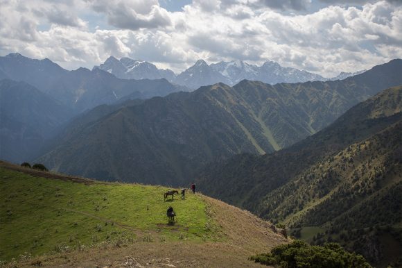 horse_trek_osh_kyrgyzstan